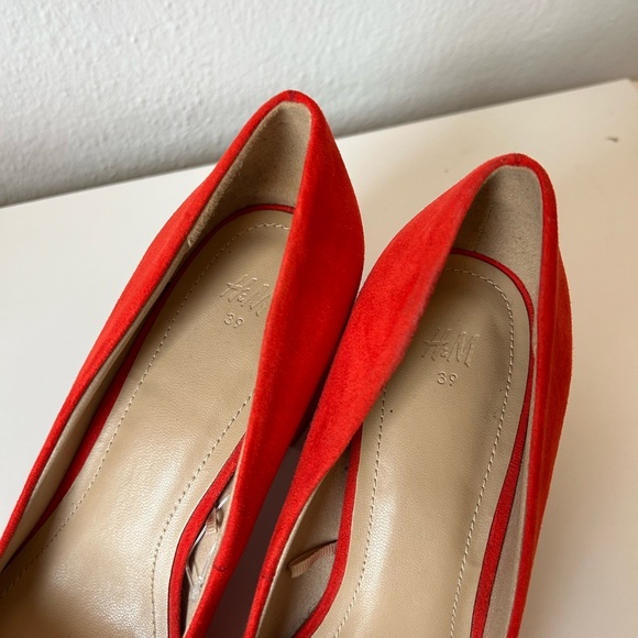🧡 H&M Orange Faux Suede Block Heels Size 39 (8.5) - Picture 6 of 8